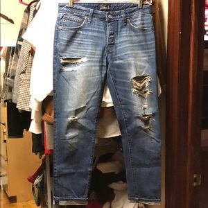 Abercrombie & Fitch distressed boyfriend